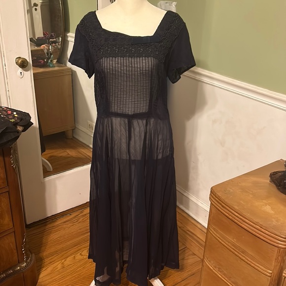 Vintage 1940s Stunning elegant glamour vintage 1940s dress - Picture 1 of 8